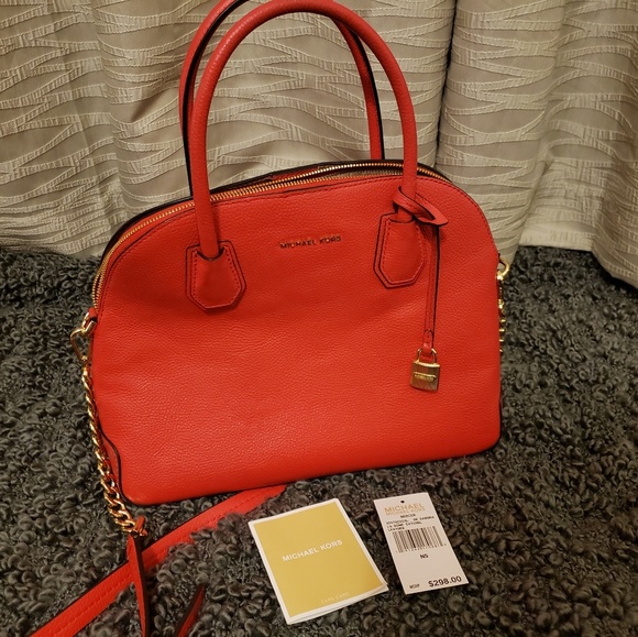 { Michael Kors } MK Leather Dome Satchel Purse - Picture 3 of 6